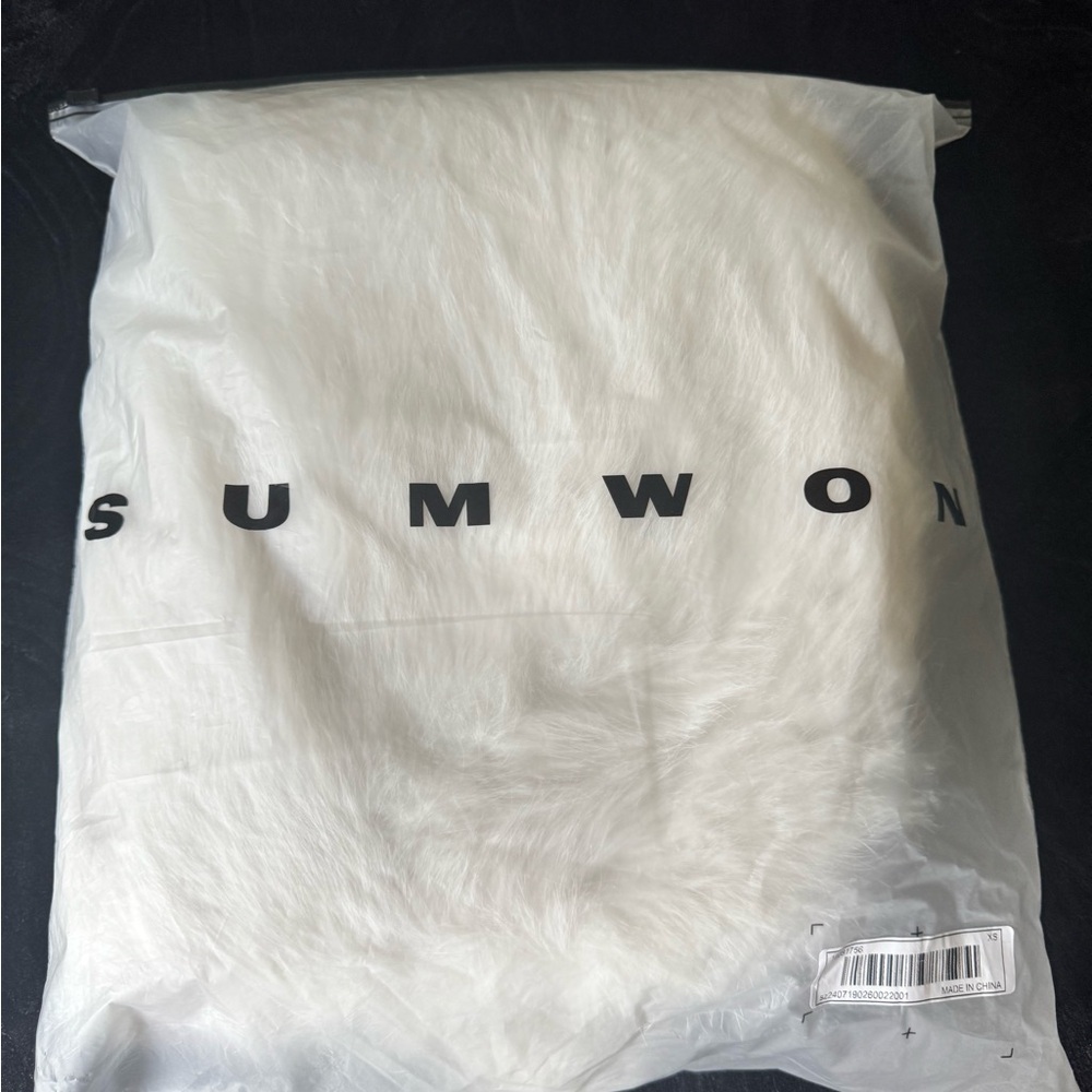 XS White Faux Fur Mini Skirt SHEIN - Picture 2 of 6